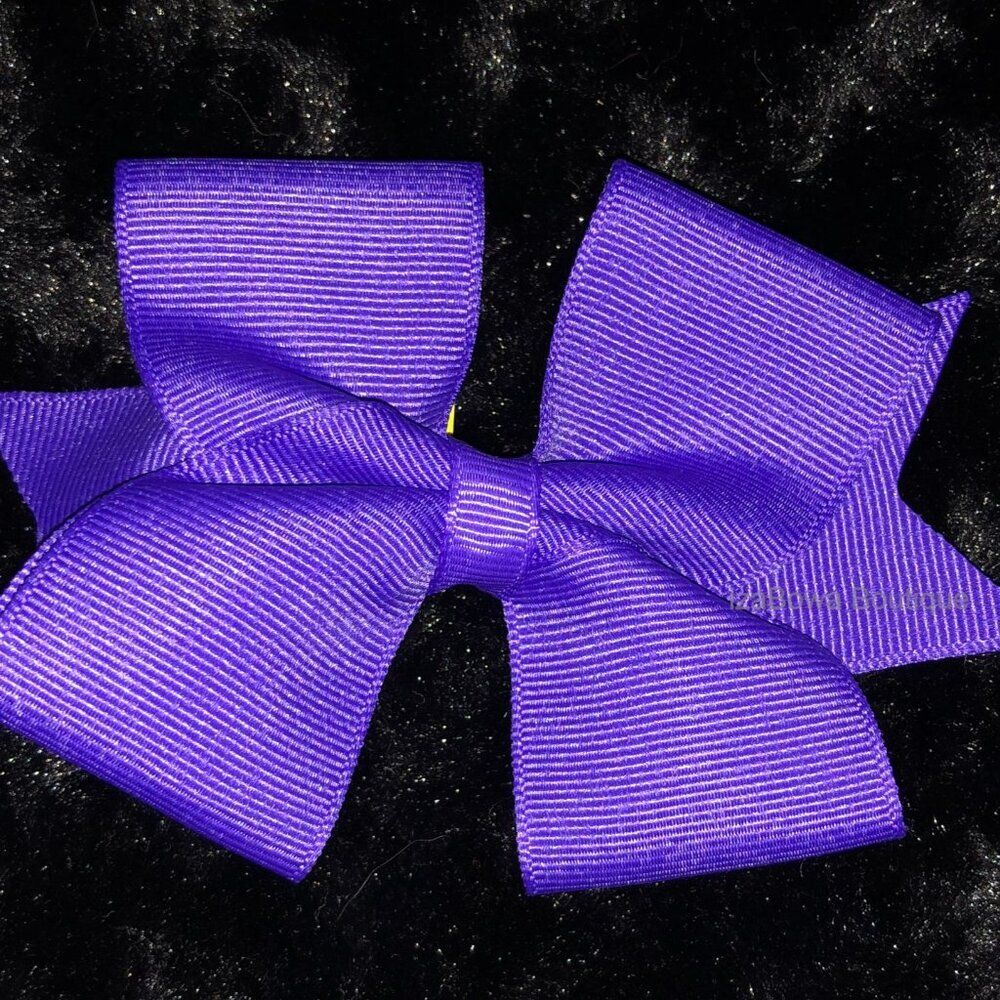 Medium Purple 4" Sweet and Simple Bow HANDCRAFTED 4B2294 -kids- NWT Boutique - Picture 3 of 3